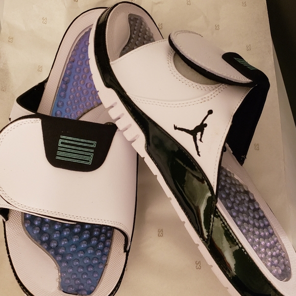 jordan retro 11 slides